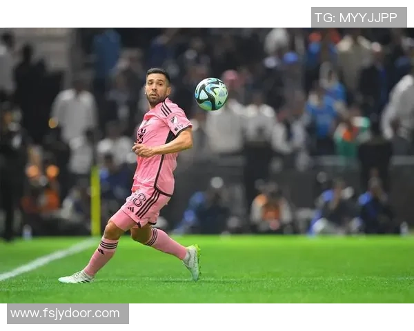 楚阿梅尼的崛起与挑战:探索年轻球员在国际足球舞台上的奋斗历程 楚阿梅尼的崛起与挑战:探索年轻球员在国际足球舞台上的奋斗历程